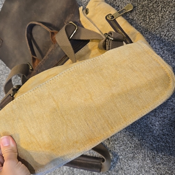 Vintage Selina Vaughan Royal Quality Brown& Tan Men's Bag Backpack - Picture 14 of 15